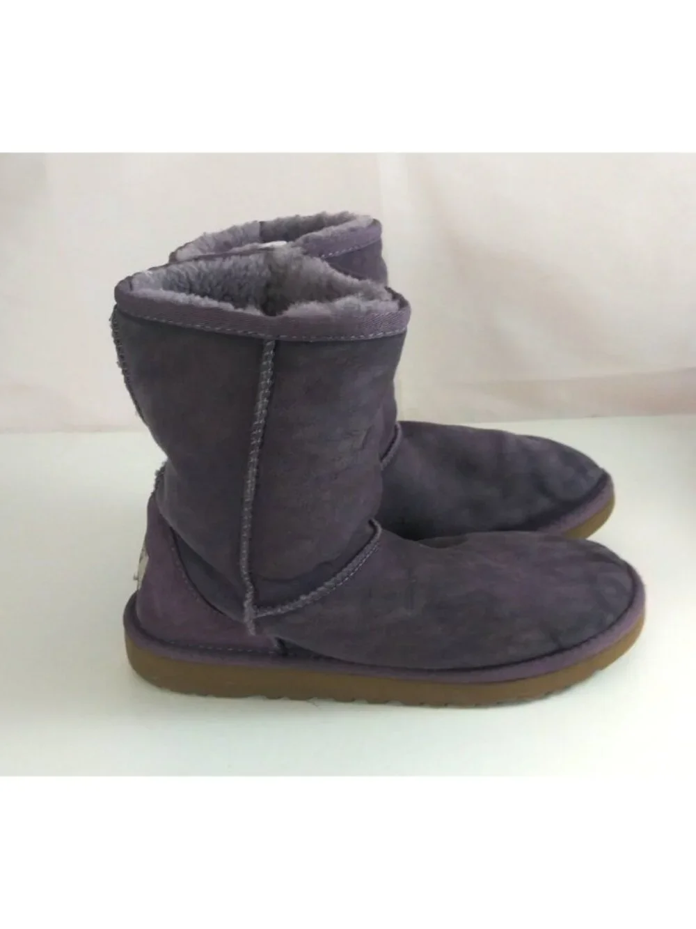Ugg Australia Women's Sheepskin Purple Suede Boots Size 5